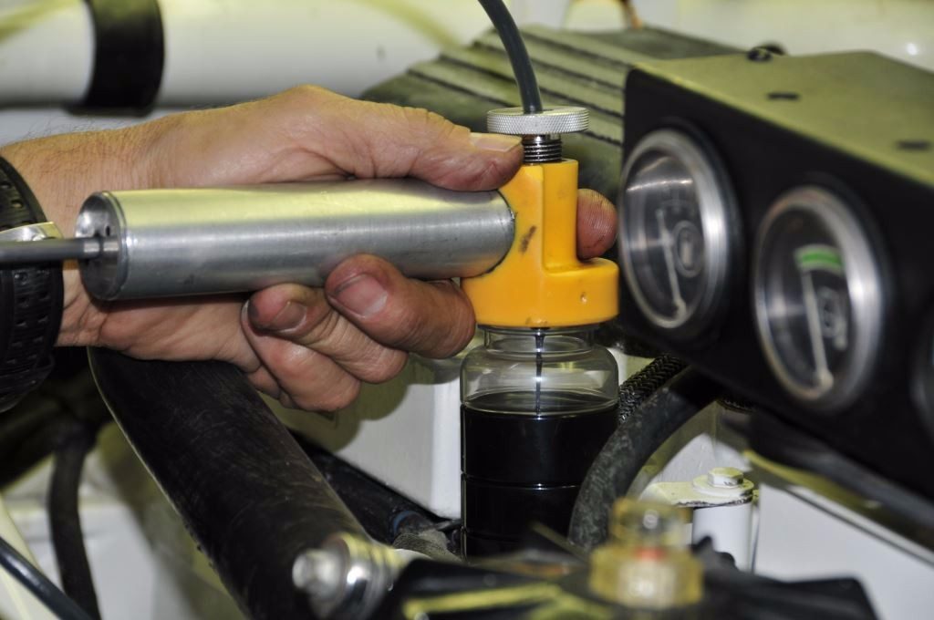 OIL CONDITION MONITORING(OCM) Auricle Vibration Services Private Limited